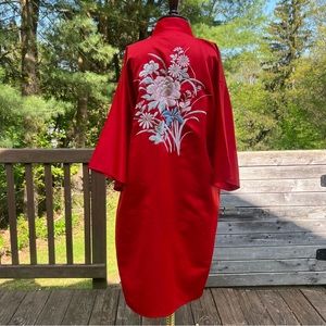 Vintage red embroidered flower open front robe made in Japan